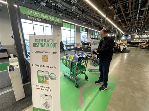 Amazon closes Fresh grocery store south of Seattle; state filing says
