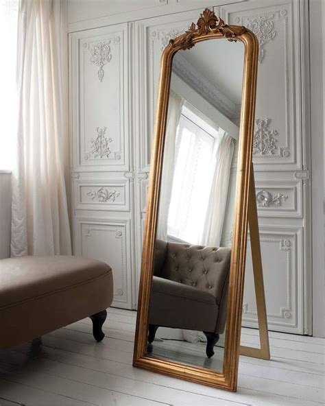 Золотое напольное зеркало "Стентон" • Louvre Home
