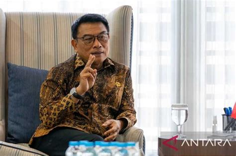 Percepat Transisi Ke Energi Terbarukan Jokowi Teken Inpres Mobil