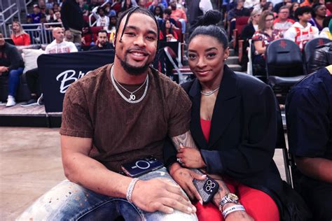 Simone Biles Husband Jonathan Owens Supports Her On Final Day