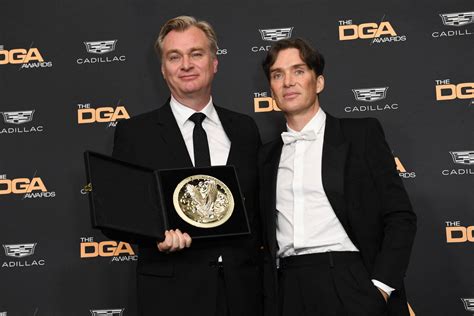 Christopher Nolan vence prêmio de direção por Oppenheimer 11 02 2024