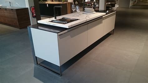 Countertop Made Of Dekton Aura And Dekton Spectra X Gloss