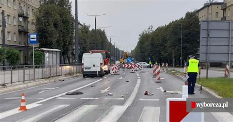 Miertelny Wypadek Na Pasach W Pobli U Rakowskiej Estakady W Ca Ej