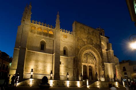 Iglesia Parroquial Santa María la Real Ruta del Vino Ribera del Duero