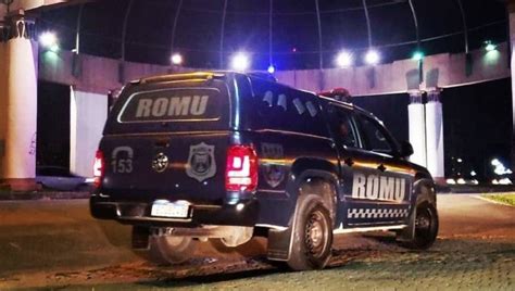 Festa Clandestina Pessoas Encerrada Pela Gm Na Regi O De Curitiba