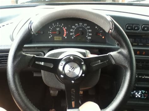 Спортивный руль — Lada 2114, 1,6 л, 2008 года | стайлинг | DRIVE2