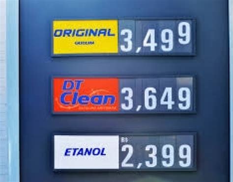 Gasolina recua em 17 Estados e no DF valor médio cai 0 24 no País