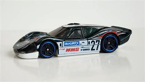Машинка Базова Hot Wheels 67 Ford GT40 Mk IV Then and Now 1 64 HTC69 Black купити в інтернет