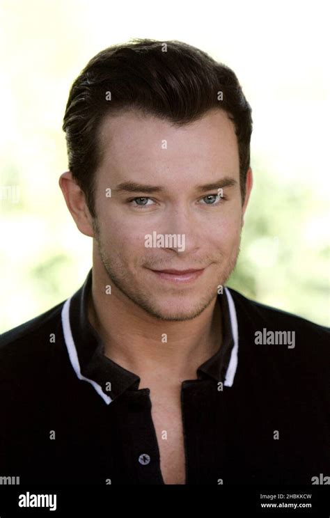 Stephen Gately Promete Su Apoyo A La Organizaci N Ben Fica De