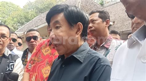 Rebut Rumah Guruh Soekarnoputra, Siapa Susy Angkawijaya? | Hitabatak