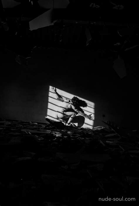 Trapped Nude Soul Art Photos