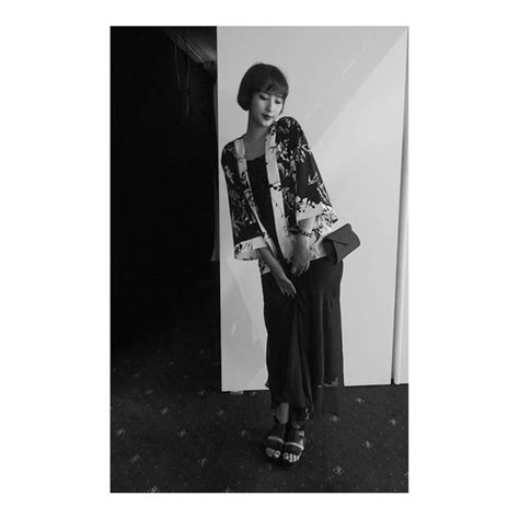 Hot Girl M C P N Ng Khi N D N T Nh Ghen V Xinh L I Di N P