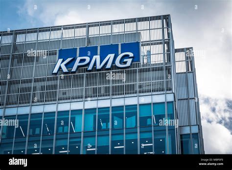 kpmg uk logo