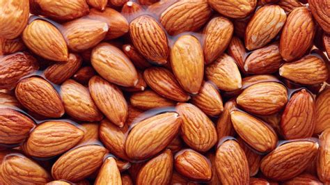 When You Eat Almonds Every Day This Is What Happens To Your Body