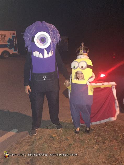 King Bob And Purple Minion Couple Costume