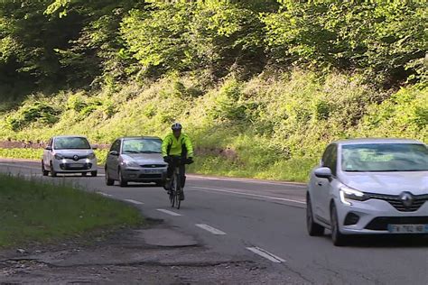 Cette route tue des cyclistes des habitants lancent une pétition