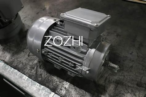 Trójfazowy silnik elektryczny 2 2 kW 2800 RPM IE2 Energooszczędność