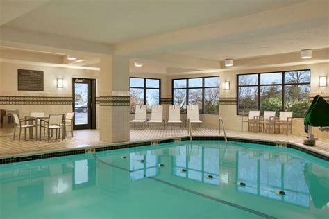 Hampton Inn Boston/Braintree, 215 Wood Road, Braintree, MA, Hotels ...