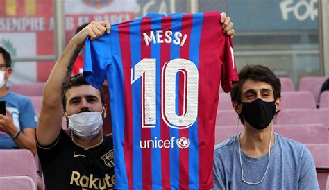 Barca Star Hofft Auf R Ckkehr Von Psg Star Lionel Messi Zum Fc