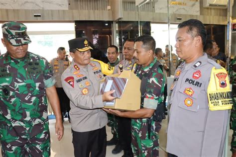 Resmikan Masjid Al Hayza Herman Deru Ini Tanda Bukti Rasa Cinta Kami