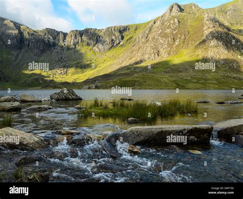 The Devils Kitchen And Y Garn From Llyn Idwal Snowdonia North Wales