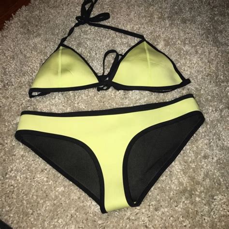 Traingl Bikini Gem