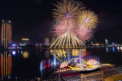 2023 Danang Fireworks Festival Opens