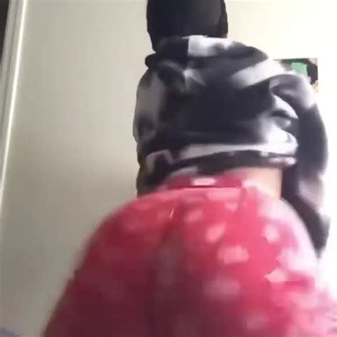 Pyt Shaking Fat Ass In Underwear YouTube