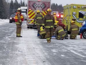 Accident à Saint Antonin une voiture percute un poids lourd TVA CIMT