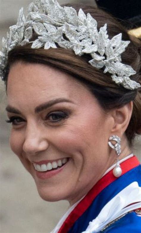 Kate Middleton Dons Ivory Alexander Mcqueen Dress At Coronation Artofit