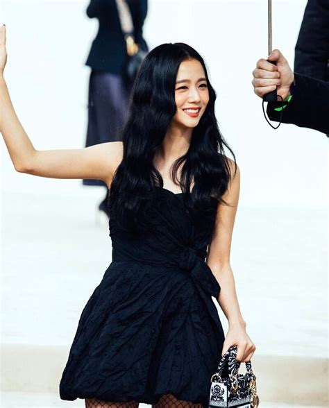 220927 Blackpink Jisoo At Dior Ss23 Show In Paris Kpopping