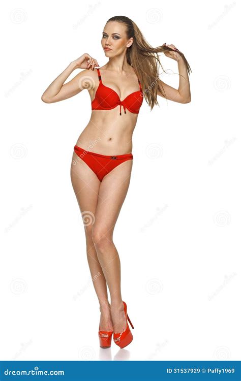 Mujer En Bikini Rojo Imagen De Archivo Imagen De Morena 31537929