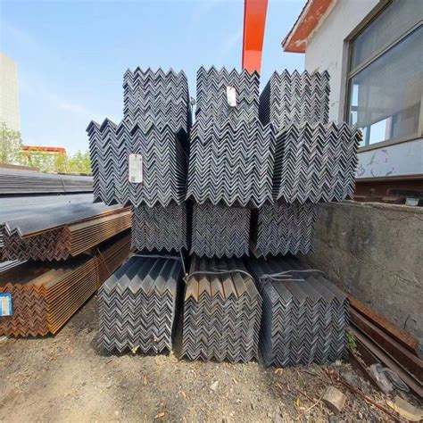 Large Inventory Hot Rolled Angel Steel ASTM A36 En 10025 Ms Angles Hot Rolled Equal Unequal