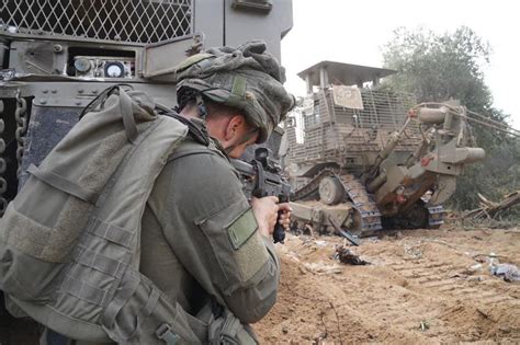 צהל מפרסם תמונות מהחזית כך נראים הקרבות בתוך עזה • גלריה אליה מן