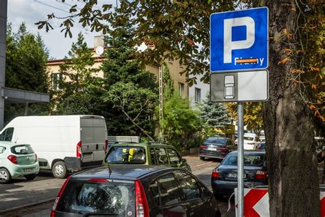 Strefa P Atnego Parkowania Nie Powi Kszy Si W Tym Roku Przetarg Na