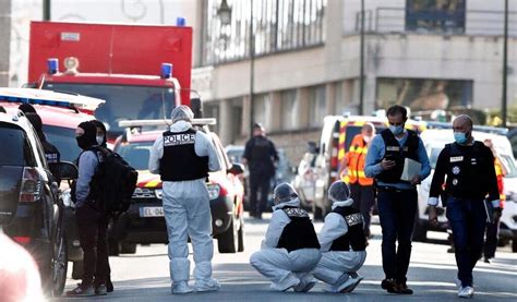 Attaque Au Couteau à Rambouillet Qui était Stéphanie M La Policière