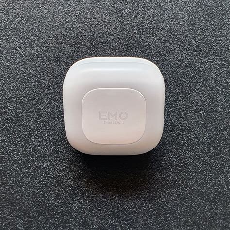 Интелигентна светлина за Emo Robot, Living.AI - eMAG.bg