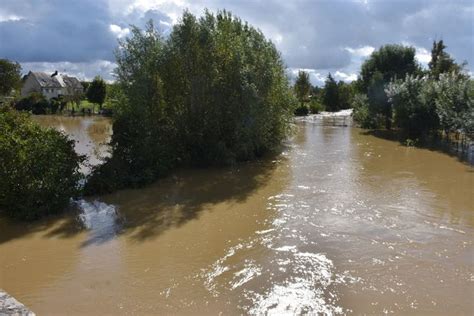 Les Images Impressionnantes Des Inondations En Eure Et Loir Et Le Sud