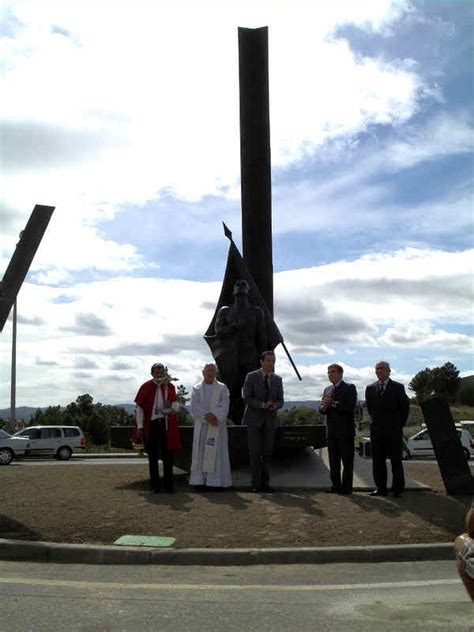 Concelho De Valpa Os Monumentos Aos Combatentes Memoriais E Campas