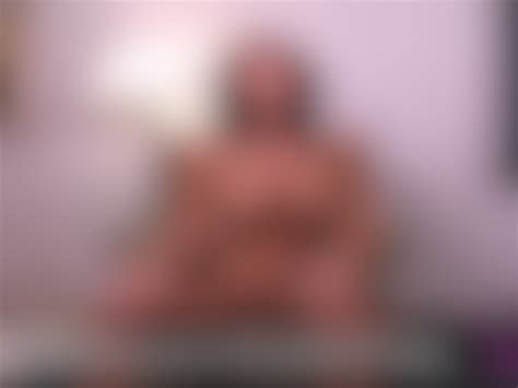 Amazing Amateur Brunette Strips Nude for First Time Vidéos Porno Gratuites YouPorn