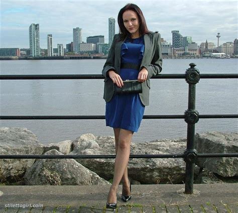 UPS LEGS Stiletto Girl Image Porn Pic