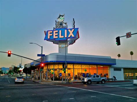 Led Replaces Vintage Neon In Socals Landmark 1957 Felix Chevrolet Sign