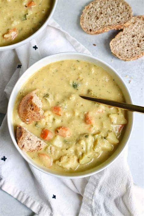 Easy Healthy Vegan Cream Of Broccoli Soup