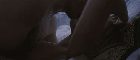 Naked Kate Nauta In Nine Miles Down