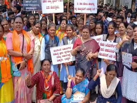 Big BJP Protest In Jaipur Over Lumpy Skin Disease Rajasthan Is Worst Hit