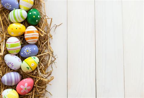 4k 5k Easter Eggs Wood Planks Template Greeting Card Hd Wallpaper