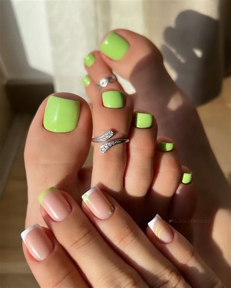 𝗚𝗶𝗮𝗻𝗻𝗮 💕 جلالة الملكة On Twitter First Time Getting A Green Pedi 💅🏼💚