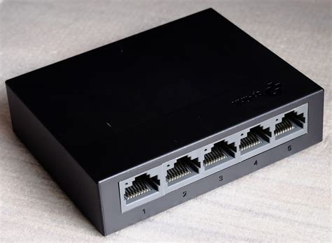 Коммутатор TP-Link LS1005G — купить в интернет-магазине ОНЛАЙН ТРЕЙД.РУ