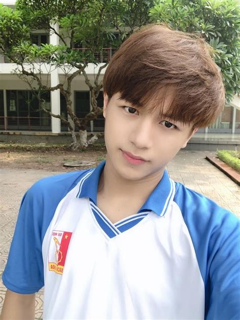 Khoảnh khắc đáng nhớ năm của các hot boy Việt Báo Dân trí