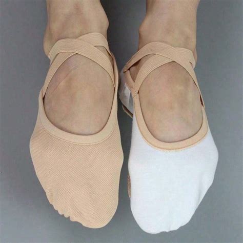 Unisex Medium Strong Elastic Nude Stretch Canvas Flex Ballet Shoes Perfect For Ballet